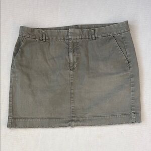 Gap Olive Green Mini Skirt Cotton Raw Hem Size 10